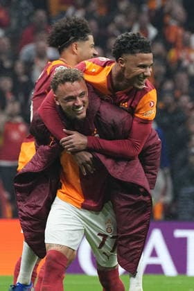 ISTANBUL, TURKEY - FEBRUARY 17: Sacha Boey (93) of Galatasaray celebrates after scoring the fifth goal of his team during the UEFA Champions League 2025 26 League Knockout Play-off First Leg match between Galatasaray A.S. and Juventus at Ali Sami Yen Spor Kompleksi on February 17, 2026 in Istanbul, Turkey. Istanbul Turkey Copyright: xSeskimphotox GSaray-Juve-170226 (339)