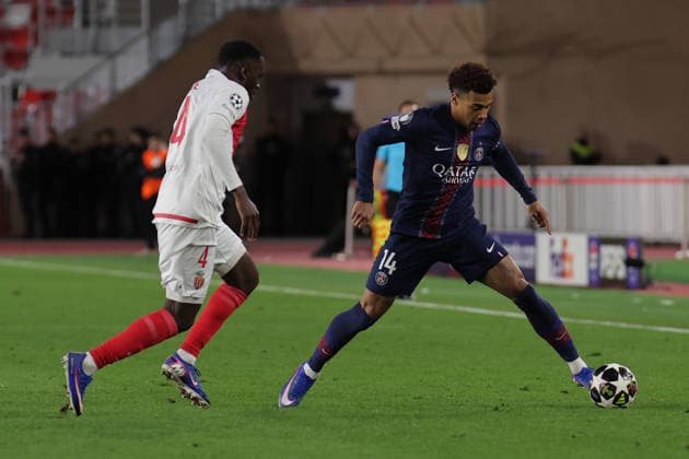 Desire Doue ( 14 - FC Paris Saint-Germain) vies the ball with Jordan Teze ( 04 - AS Monaco) during AS Monaco vs PSG, UEFA Champions League football match in Monaco, Principality of Monaco, February 17 2026  Copyright: xNicolaxMastronardi IPAxSportx xipa-agency.netx xx IPA_71668097 IPA_Agency_IPA71668097