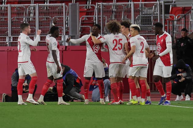CALCIO - UEFA Champions League - AS Monaco vs PSG AS Monaco players celebrate Folarin Balogun ( 9 - AS Monaco) goal during AS Monaco vs PSG, UEFA Champions League football match in Monaco, PrincPhoto by IPA ABACAPRESS.COMlity of Monaco, February 17 2026 Monaco  Copyright: xIPAxSport ABACAx