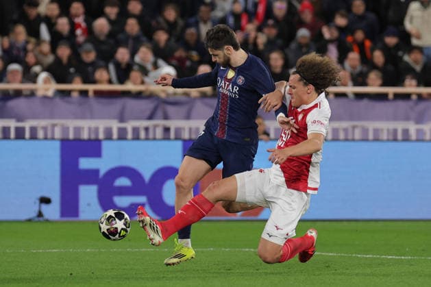 CALCIO - UEFA Champions League - AS Monaco vs PSG Wout Faes ( 25 - AS Monaco) makes fault in penalty area on Khvicha Kvaratskhelia ( 7 - FC Paris Saint-Germain) during AS Monaco vs PSG, UEFA Champions League football match in Monaco, PrincPhoto by IPA ABACAPRESS.COMlity of Monaco, February 17 2026 Monaco  Copyright: xIPAxSport ABACAx