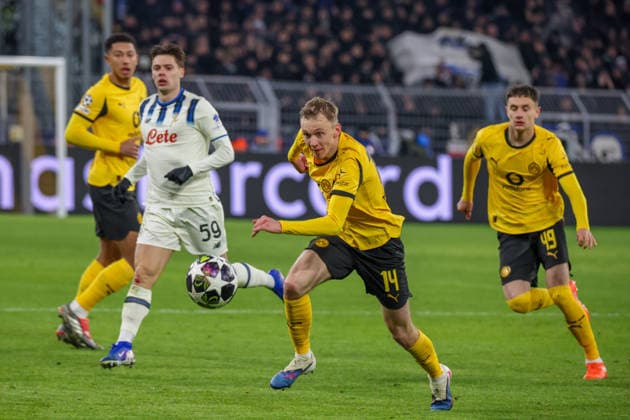 Dortmund, Germany February 17, 2026 UEFA Champions League 2025 2026 Borussia Dortmund vs Atalanta Bergamo In the picture Maximilian Beier BVB Copyright: HMBxMedia MadeleinexFantini