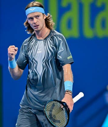 February 17, 2026, Doha, Qatar: Andrey Rublev of Russia plays against Jesper de Jong of the Netherlands (not in view) during their men s singles round of 32 match at the ATP, Tennis Herren Qatar Exxonmobil Open 2026 tennis tournament at the Khalifa International Tennis Complex. Jesper de Jong won against Andrey Rublev 6-4,6-3. ATP Qatar Exxonmobil Open 2026 Tennis Tournament In Doha - 17 Feb 2026  - ZUMAs197 20260217_aaa_s197_381 Copyright: xNoushadxVariyattiyakkalx