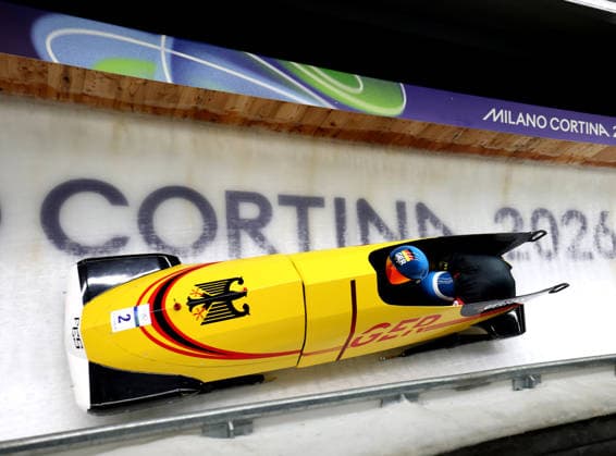 (260218) -- CORTINA D AMPEZZO, Feb. 18, 2026 -- Francesco Friedrich (L) Alexander Schuller of Germany compete during the Bobsleigh 2-man heat 3 at the Milan-Cortina 2026 Olympic Winter games, Winterspiele,Spiele, Summer games in Cortina D Ampezzo, Italy, Feb. 17, 2026. ) (MICO2026)ITALY-CORTINA D AMPEZZO-OLYMPIC WINTER GAMES-BOBSLEIGH-2-MAN DingxXu 