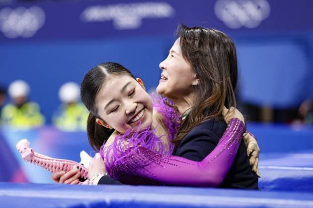 Milan Cortina Olympics: Figure skating, Eiskunstlauf Mone Chiba (L) of Japan hugs her coach Mie Hamada after performing in the women s figure skating short program at the Milan Cortina Olympics at Milano Ice Skating Arena in Milan on Feb. 17, 2026.  A14AA0005298568P