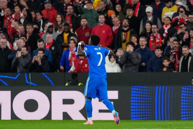 UEFA CHAMPIONS LEAGUE: BENFICA x REAL MADRID Vinicius Junior of Real Madrid CF celebrates his goal during UEFA Champions League 2025 26 KO play-offs 1st leg between SL Benfica and Real Madrid CF at Estadio da Luz in Lisbon, Portugal. 17 02 2026 Lisbon Estadio da Luz Lisbon Portugal Copyright: xBrunoxdexCarvalhox