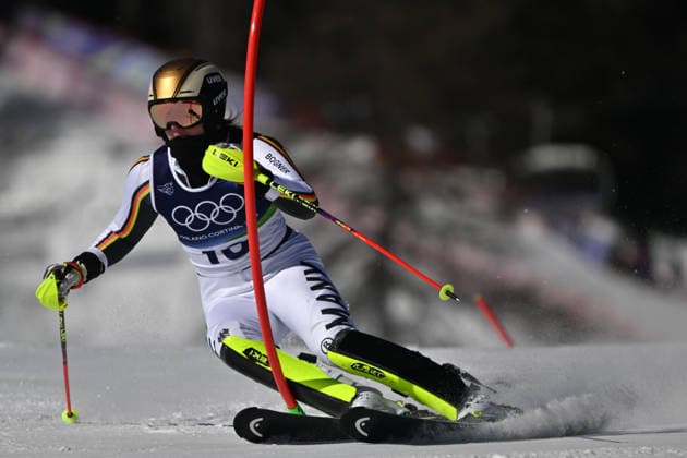Cortina d Ampezzo, Italy, February 18th 2026. Emma Aicher of Germany in action during the Alpine Skiing Womens Slalom race of the Olympic Winter games, Winterspiele,Spiele, Summer games 2026 in Cortina d Ampezzo, Italy. (Photo by Igor Kupljenik Sports Press Photo)  Copyright: xIgorxKupljenikx xSPPx Sportspressphoto_SPR93981