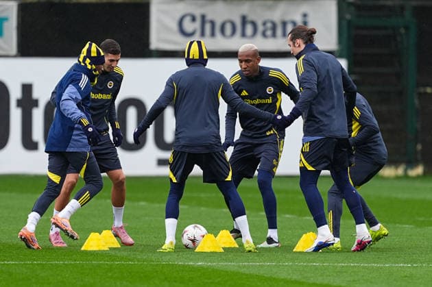 Ahead of the Fenerbahce v Nottingham Forest - UEFA Europa League ISTANBUL, TURKIYE - FEBRUARY 18: Fenerbahce players attend the training session ahead of the UEFA Europa League round of 16 play-off first leg match between Fenerbahce v Nottingham Forest at Can Bartu Facilities in Istanbul, Turkiye on February 18, 2026. Adem Kutucu Anadolu Istanbul Turkey. Editorial use only. Please get in touch for any other usage.  Copyright: x2026xAnadoluxAdemxKutucux