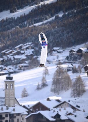 2026 WINTER Olympic Games, Olympische Spiele, Olympia, OS Abbey Wilcox of Australia warms up prior to the Women™s Aerials qualifiers at Livigno Snow Park on day 11 of the 2026 Milano Cortina Winter Olympic Games in Italy, Wednesday, February 18, 2026. ( NO ARCHIVING, EDITORIAL USE ONLY LIVIGNO SONDRIO ITALY  Copyright: xDANxHIMBRECHTSx 20260218161351289663
