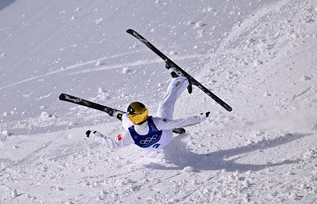 (260218) -- LIVIGNO, Feb. 18, 2026 -- Kong Fanyu of China competes during the freestyle skiing women s aerials qualification 1 at the Milan-Cortina 2026 Olympic Winter games, Winterspiele,Spiele, Summer games in Livigno, Italy, Feb. 18, 2026. ) (MICO2026)ITALY-LIVIGNO-OLYMPIC WINTER GAMES-FREESTYLE SKIING-WOMEN S AERIALS-QUALIFICATION ZhangxHongxiang 