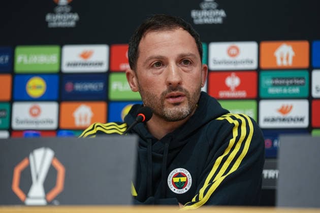 Ahead of the Fenerbahce v Nottingham Forest - UEFA Europa League ISTANBUL, TURKIYE - FEBRUARY 18: Head Coach of Fenerbahce Domenico Tedesco speaks during the press conference, PK, Pressekonferenz ahead of the UEFA Europa League round of 16 play-off first leg match between Fenerbahce v Nottingham Forest at Can Bartu Facilities in Istanbul, Turkiye on February 18, 2026. Adem Kutucu Anadolu Istanbul Turkey. Editorial use only. Please get in touch for any other usage.  Copyright: x2026xAnadoluxAdemxKutucux