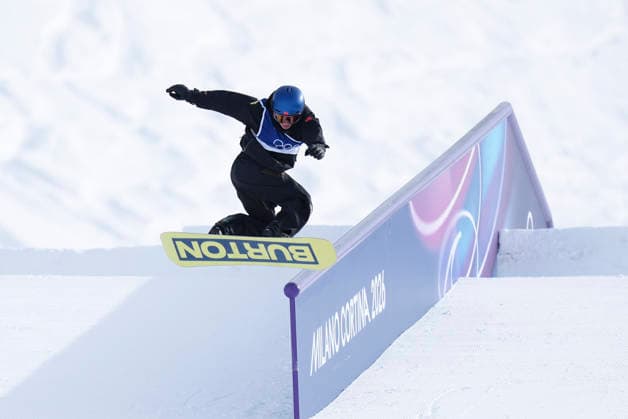(260218) -- LIVIGNO, Feb. 18, 2026 -- Su Yiming of China competes during the snowboard men s snowboard slopestyle final at the Milan-Cortina 2026 Olympic Winter games, Winterspiele,Spiele, Summer games in Livigno, Italy, Feb. 18, 2026. ) (MICO2026)ITALY-LIVIGNO-OLYMPIC WINTER GAMES-SNOWBOARD-MEN S SLOPESTYLE-FINAL XiaxYifang 