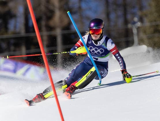 February 18, 2026, Cortina d Ampezzo, Lombardy, Italy: MIKAELA SHIFFRIN of the USA had the fastest time in the first run of the Women s Slalom at Tofane Alpine Skiing Centre for the Milano Cortina 2026 Winter Olympics. Cortina D ampezzo Italy - ZUMAsc5_ 20260218_oly_sc5_001 Copyright: xErichxSchlegelx