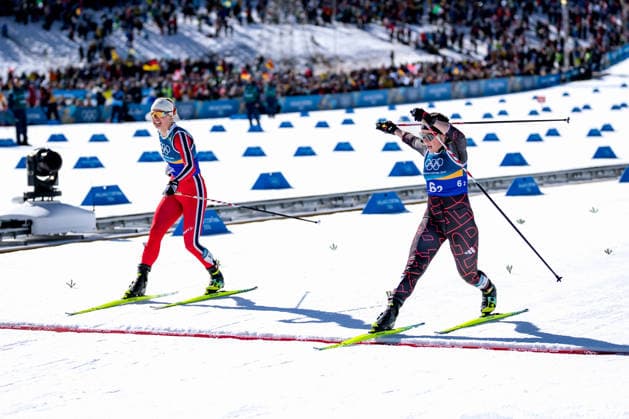 OLYMPICS - Winter Olympic Games, Olympische Spiele, Olympia, OS Milano Cortina 2026 TESERO,ITALY,18.FEB.26 - OLYMPICS, NORDIC SKIING, CROSS COUNTRY SKIING - Winter Olympic Games Milano Cortina 2026, team sprint free, men, women, final. Image shows Julie Bjervig Drivenes (NOR) and Coletta Rydzek (GER).  GEPAxpictures xMatthiasxTrinkl
