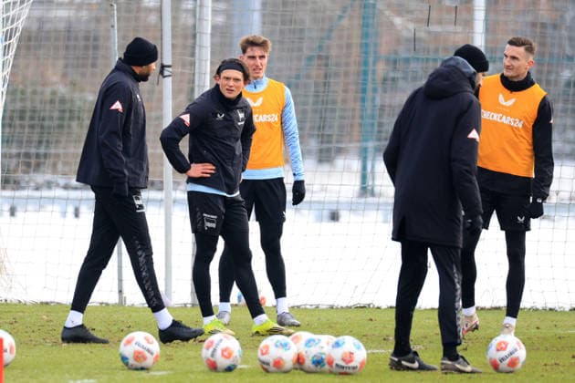 DEU, DFL, 2 FBL Hertha BSC, Training, 18 02 2026, Sportforum, Berlin, DEU, DFL, 2 FBL Hertha BSC, Training, im Bild John Anthony Brooks Hertha BSC Berlin 25 , Fabian Reese Hertha BSC Berlin 11 DFL regulations prohibit any use of Photographs as image sequences and or quasi video nordphotoxGmbHx xEngler nph00076