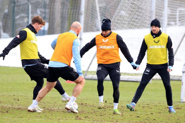 DEU, DFL, 2 FBL Hertha BSC, Training, 18 02 2026, Sportforum, Berlin, DEU, DFL, 2 FBL Hertha BSC, Training, in the picture Sebastian Groenning Hertha BSC Berlin 17 , Toni Leistner Hertha BSC Berlin 37 , Kevin Sessa Hertha BSC Berlin 8 , Linus Gechter Hertha BSC Berlin 44 DFL regulations prohibit any use of Photographs as image sequences and or quasi video nordphotoxGmbHx xEngler nph00076