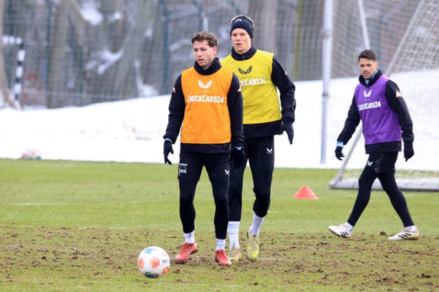 DEU, DFL, 2 FBL Hertha BSC, Training, 18 02 2026, Sportforum, Berlin, DEU, DFL, 2 FBL Hertha BSC, Training, im Bild Leon Jensen Hertha BSC Berlin 5 , Luca Schuler Hertha BSC Berlin 18 DFL regulations prohibit any use of Photographs as image sequences and or quasi video nordphotoxGmbHx xEngler nph00076