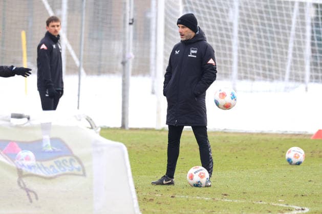 DEU, DFL, 2 FBL Hertha BSC, Training, 18 02 2026, Sportforum, Berlin, DEU, DFL, 2 FBL Hertha BSC, Training, im Bild Cheftrainer Stefan Leitl Hertha BSC Berlin DFL regulations prohibit any use of Photographs as image sequences and or quasi video nordphotoxGmbHx xEngler nph00076
