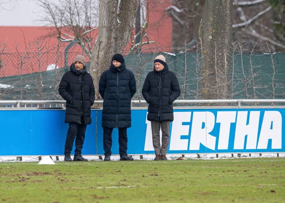 Football, Men, Season 2025 26, 2 Bundesliga, Hertha BSC, Training, f l Sami Allagui Assistant Sports Director, Hertha BSC , Sports Director Benjamin Weber Hertha BSC , Managing Director Dr Peter Görlich Hertha BSC , 18 02 2026, Copyright: xSebastianxRäppold MatthiasxKochx
