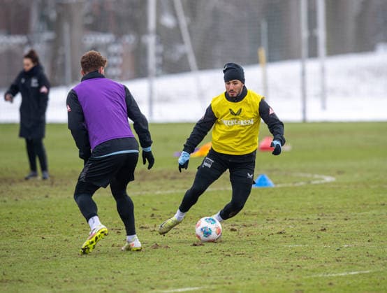 Soccer, Men, Season 2025 26, 2 Bundesliga, Hertha BSC, Training, f l Sebastian Grönning Hertha BSC , Kevin Sessa Hertha BSC , 18 02 2026, Copyright: xSebastianxRäppold MatthiasxKochx