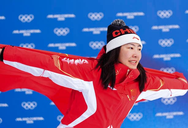 (260218) -- LIVIGNO, Feb. 18, 2026 -- Xu Mengtao of China reacts after the freestyle skiing women s aerials final 2 at the Milan-Cortina 2026 Olympic Winter games, Winterspiele,Spiele, Summer games in Livigno, Italy, Feb. 18, 2026. ) (MICO2026)ITALY-LIVIGNO-OLYMPIC WINTER GAMES-FREESTYLE SKIING-WOMEN S AERIALS-FINAL WuxHuiwo 