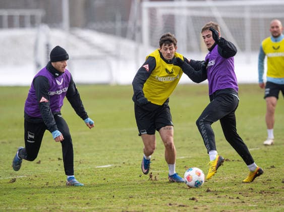 Soccer, Men, Season 2025 26, 2 Bundesliga, Hertha BSC, Training, f l Pascal Klemens Hertha BSC , Dawid Kownacki Hertha BSC , Marten Winkler Hertha BSC , 18 02 2026, Copyright: xSebastianxRäppold MatthiasxKochx