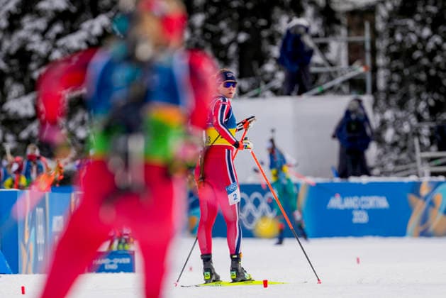 Winter Olympics in Milan Cortina 2026 Anterselva, Italy 20260218. Juni Arnekleiv from Norway alternates with Karoline Knotten from Norway during the women s 4 x 6 km relay in biathlon at the Winter Olympics in Milano Cortina 2026. Photo: Heiko Junge NTB Anterselva Italy EDITORIAL USE ONLY. RESTRICTED USE FOR BETTING COMPANIES Ref:_SPONrS06eVkjYQ.jpg *** Winter Olympics in Milan Cortina 2026 Anterselva, Italy 20260218 Juni Arnekleiv from Norway alternates with Karoline Knotten from Norway during the women s 4 x 6 km relay in biathlon at the Winter Olympics in Milano Cortina 2026 Photo Heiko Junge NTB Anterselva Italy EDITORIAL USE ONLY RESTRICTED USE FOR BETTING COMPANIES  Copyright: xHeikoxJungex xNTBx