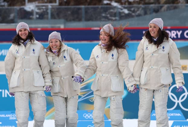 Winter Olympics - Biathlon Women s Relay 4 x 6 Kilometers Podium Olympic Games, Olympische Spiele, Olympia, OS Milan Cortina 2026, Biathlon Women s 4 x 6km Relay, team France, gold medal, Anterselva, Italy, February 18, 2026. Photo by Felice Calabro IP ABACAPRESS.COM Cortina d Ampezzo Bolzano Italy  Copyright: xIPAxSport ABACAx