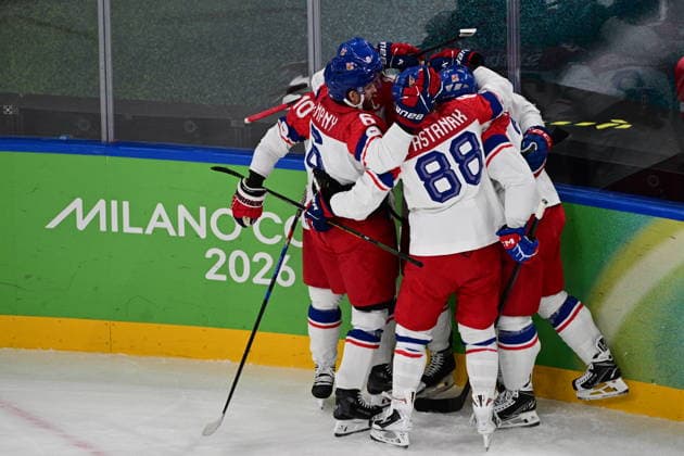 XXV Winter Olympic Games, Olympische Spiele, Olympia, OS in Milan, Italy, on February 18, 2026. Men s Ice hockey, Eishockey preliminary round playoffs, Czech Republic vs. Canada. Hockey players of Czech Republic celebrate first goal. (CTKxPhoto MichalxKamaryt) CTKPhotoP2026021808024  CTKPhotoP2026021808024