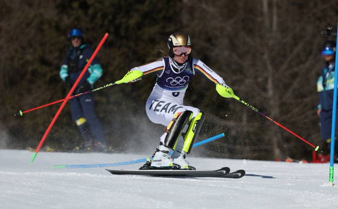 Germany s Laura Duerr during her first leg in the Women s Slalom at the 2026 Winter Olympics in Cortina, Italy on Wednesday February 18, 2026.  OLY20260218642 HUGOxPHILPOTT