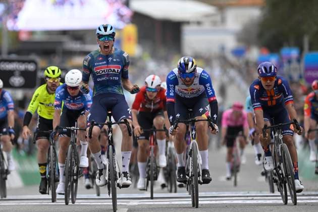 Volta Algarve 2026 Stage 1 TAVIRA, PORTUGAL - FEBRUARY 18 : Magnier Paul (FRA) of Soudal Quick-Step wins the sprint, second place for Meeus Jordi (BEL) of Red Bull - BORA - Hansgrohe , third place for Bittner Pavel (CZE) of Team Picnic PostNL , Philipsen Jasper (BEL) of Alpecin - Premier Tech during stage 1 of the 52th edition of Volta Algarve an UCI ProSeries 2.Pro cycling road race stage for Men Elite of 183.5 km with start in Vila Real de Santo Antonio and finish in Tavira on February 18, 2026 in Tavira, Portugal, 18 02 2026 ( Motordriver Guy De Vuyst - Tavira Portugal  Copyright: xNicoxVereeckenx
