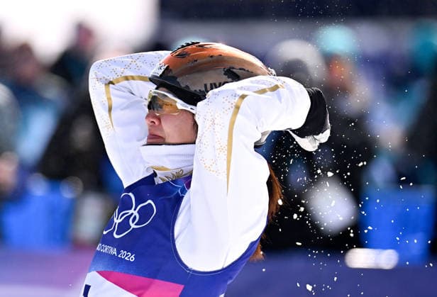 (260218) -- LIVIGNO, Feb. 18, 2026 -- Xu Mengtao of China reacts after the freestyle skiing women s aerials final 2 at the Milan-Cortina 2026 Olympic Winter games, Winterspiele,Spiele, Summer games in Livigno, Italy, Feb. 18, 2026. ) (MICO2026)ITALY-LIVIGNO-OLYMPIC WINTER GAMES-FREESTYLE SKIING-WOMEN S AERIALS-FINAL ZhangxHongxiang 