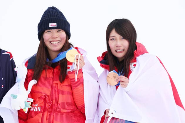 (L to R) Mari Fukada (JPN), Kokomo Murase (JPN), FEBRUARY 18, 2026 - Snowboarding : Women s Slopestyle Medal ceremony during the Milano Cortina 2026 Olympic Winter games, Winterspiele,Spiele, Summer games at Livigno Snow Park in Livigno, Italy.  aflo_320372737