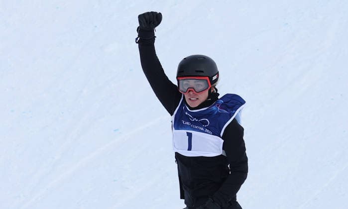 Milano Cortina 2026 - XXV Olympic Winter games, Winterspiele,Spiele, Summer games Livigno - Italy 18 February,2026 Woman s Snowboard SlopeStyle Image Show: Silver Medal SADOWSKI SYNNOTT Zoi NZL  Copyright: xSergioxBisi IPAxSportx xipa-agency.netx xx IPA_71693862 IPA_Agency_IPA71693862