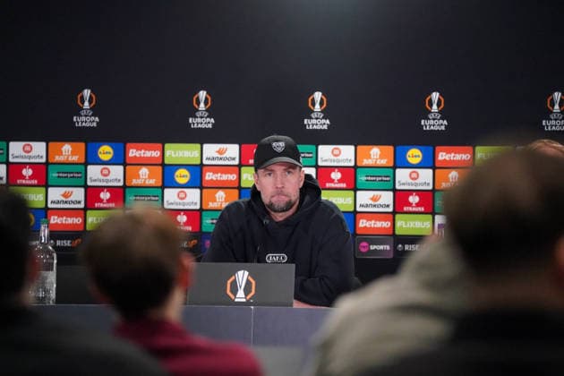 Sebastian Hoeness coach, VfB Stuttgart at the press conference ahead of the UEFA Europa League first leg match between Celtic Glasgow FC and VfB Stuttgart in Glasgow, Scotland, on February 18, 2026 Copyright: xJOERANxSTEINSIEKx