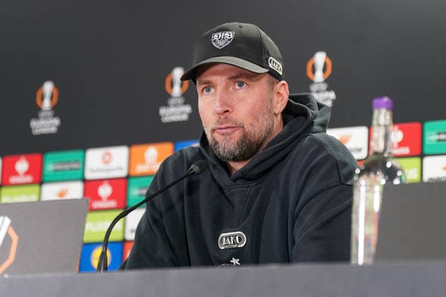Sebastian Hoeness coach, VfB Stuttgart at the press conference ahead of the UEFA Europa League first leg match between Celtic Glasgow FC and VfB Stuttgart in Glasgow, Scotland, on February 18, 2026 Copyright: xJOERANxSTEINSIEKx
