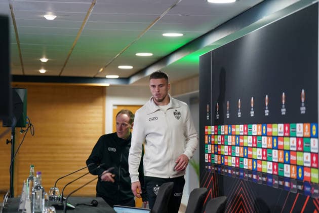 Soccer UEFA Europa League 2025 26 Press conference Celtic FC vs VfB Stuttgart first leg Ermedin Demirovic VfB Stuttgart, 9 at the press conference ahead of the UEFA Europa League first leg match between Celtic Glasgow FC and VfB Stuttgart in Glasgow, Scotland, on February 18, 2026 Copyright: xJOERANxSTEINSIEKx