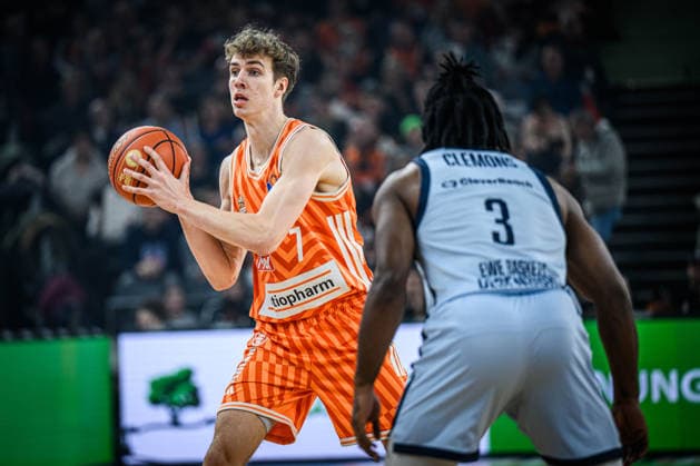 Neu Ulm, Germany, 18 02 26 Tobias Jensen ratiopharm ulm and Chris Clemons EWE Baskets Oldenburg battle for the ball during the Basketball Bundesliga match between ratiopharm ulm vs EWE Baskets Oldenburg at ratiopharm Arena on February 18, 2026 in Neu Ulm, Germany Photo by Harry Langer DeFodi Images ratiopharm Arena, Germany, 18 02 26 Tobias Jensen ratiopharm ulm and Chris Clemons EWE Baskets Oldenburg battle for the ball during the Basketball Bundesliga match between ratiopharm ulm vs EWE Baskets Oldenburg at Neu Ulm on February 18, 2026 in ratiopharm Arena, Germany Photo by Harry Langer DeFodi Images Photo by Harry Langer DeFodi Images