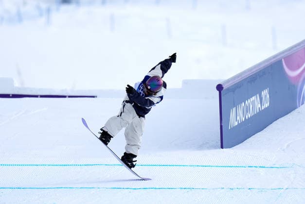 (260218) -- LIVIGNO, Feb. 18, 2026 -- Hasegawa Taiga of Japan competes during the snowboard men s slopestyle final at the Milan-Cortina 2026 Olympic Winter games, Winterspiele,Spiele, Summer games in Livigno, Italy, Feb. 18, 2026. ) (MICO2026)ITALY-LIVIGNO-OLYMPIC WINTER GAMES-SNOWBOARD-MEN S SLOPESTYLE-FINAL XiaxYifang 