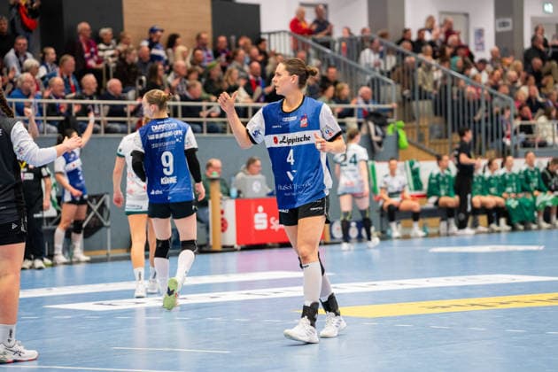 HSG Blomberg Lippe GER vs Frisch Auf Goeppingen GER , Handball, 1 Handball Bundesliga Women, 18 Matchday, 18 2 2026, Season 2025 2026, Blomberg Andrea Jacobsen HSG Blomberg Lippe, 04 cheers after a goal Blomberg Sporthalle an der Ulmenallee Germany