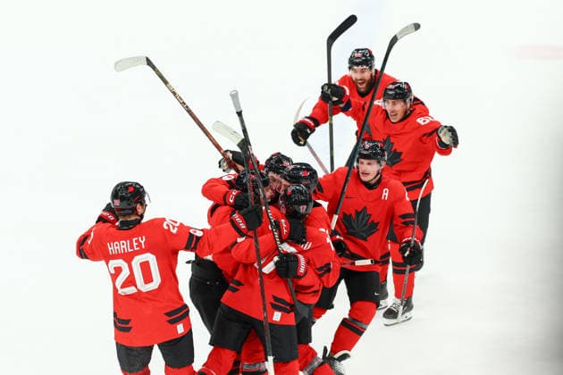 February 18, 2026, Milan, Lombardy, Italy: MITCH MARNER 93 of Canada celebrates scoring the winning goal during the overtime of the Quarterfinal game between Team Canada (CAN) and Team Czechia (CZE) at the Milano Cortina 2026 Olympic Games, Olympische Spiele, Olympia, OS Canada won 4:3. Milan Italy - ZUMAc179 20260218_oly_c179_085 Copyright: xMickaelxChavetx