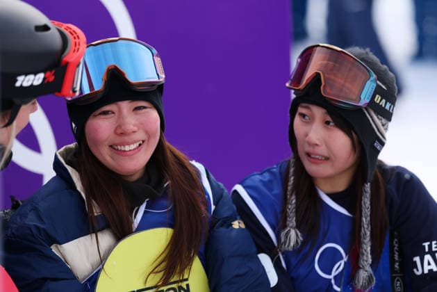(L to R) Mari Fukada (JPN), Kokomo Murase (JPN), FEBRUARY 18, 2026 - Snowboarding : Women s Slopestyle Final during the Milano Cortina 2026 Olympic Winter games, Winterspiele,Spiele, Summer games at Livigno Snow Park in Livigno, Italy.  aflo_320381347