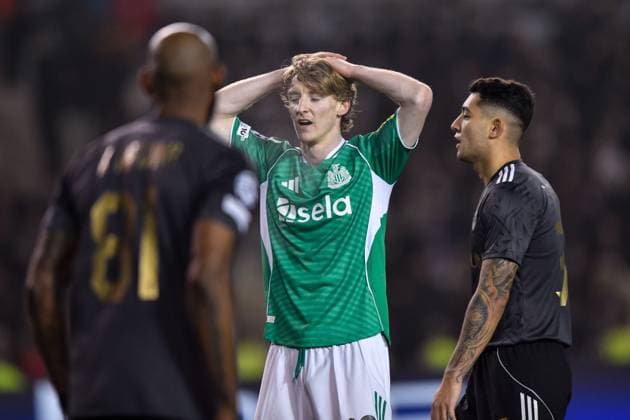 Anthony Gordon of Newcastle United Football Club looks dejects after a missed chance Qarabag v Newcastle United, UEFA Champions League, Knockout Round Play-Offs, First Leg, Football, Tofig Bahramov Republican Stadium, Baku, Azerbaijan - 18 Feb 2026Baku Tofig Bahramov Republican Stadiu Azerbaijan EDITORIAL USE ONLY No use with unauthorised audio, video, data, fixture lists, club league logos or live services. Online in-match use limited to 120 images, no video emulation. No use in betting, games or single club league player publications.  Copyright: xElmirxKarimov Shutterstockx 16660416aj
