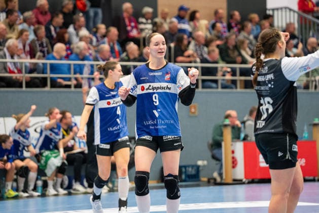 HSG Blomberg Lippe GER vs Frisch Auf Goeppingen GER , Handball, 1 Handball Bundesliga Women, 18 Matchday, 18 2 2026, Season 2025 2026, Blomberg Nieke Kuehne HSG Blomberg Lippe, 09 cheers after a goal Blomberg Sporthalle an der Ulmenallee Germany