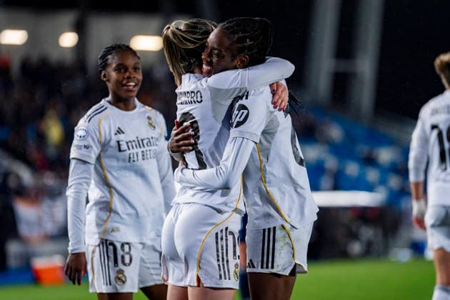 Real Madrid CF v Paris FC - UEFA Women s Champions League 2025 26 KO play-offs Second Leg Naomie Feller of Real Madrid CF (R) celebrates her goal with Eva Navarro of Real Madrid CF (L) during the UEFA Women s Champions League 2025 26 KO play-offs Second Leg match between Real Madrid C.F. and Paris FC at Estadio Alfredo Di Stefano on February 18, 2026 in Madrid, Spain. Valdebebas Estadio Alfredo Di Stefano Madrid Spain Copyright: xAlbertoxGardinx AGardin_20260218_Foot_WChamp_Real_Madrid_Paris_0067