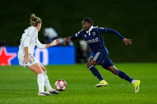 February 18, 2026, Valdebebas, Madrid, Spain: Melween N Dongala of Paris FC and Filippa Angeldahl of Real Madrid CF in action during the UEFA Women s Champions League 2025 26 KO play-offs Second Leg match between Real Madrid C.F. and Paris FC at Alfredo Di Stefano on February 18, 2026 in Madrid, Spain. Valdebebas Spain - ZUMAa181 20260218_zaa_a181_048 Copyright: xOscarxJ.xBarrosox