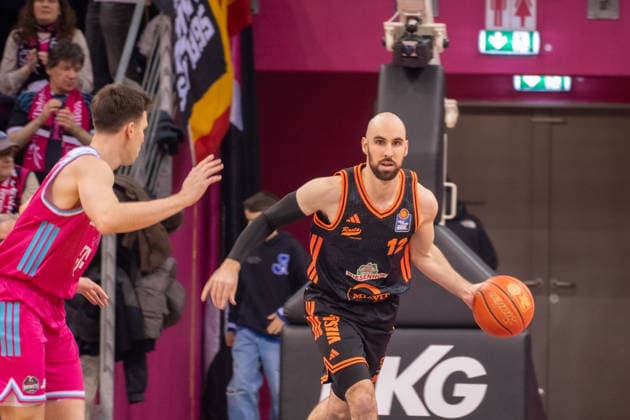 Germany 1 Bundesliga Basketball easyCredit BBL 2025 2026 Telekom Bonn vs SC RASTA Vechta 21 Matchday, 18 02 2026 Telekom Dome Bonn on the ball Tommy Kuhse SC Rasta Vechta, 12 Copyright: xOrhanxHabashx