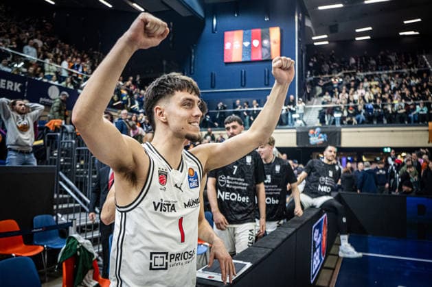 Rostock, Germany 18 February 2026 1 BBL 2025 2026 Rostock Seawolves vs Bamberg Baskets In the picture Zachary Ensminger Bamberg Baskets is happy about the victory Copyright: xFotostandx xVoelkerx