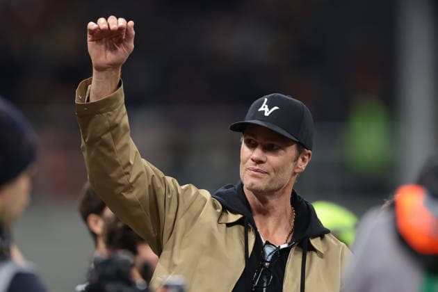 Milan, Italy, 18th February 2026. Former NFL, American Football Herren, USA American football quarterback Tom Brady prior to the AC Milan vs Como 1907 Serie A match at Giuseppe Meazza, Milan. Picture credit should read: Jonathan Moscrop Sportimage EDITORIAL USE ONLY. No use with unauthorised audio, video, data, fixture lists, club league logos or live services. Online in-match use limited to 120 images, no video emulation. No use in betting, games or single club league player publications. SPI_002_MILAN_COMO_ SPI-4548-0002