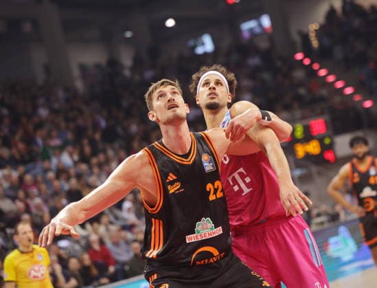 Michael Kessens Telekom Baskets Bonn vs Tibor Pleiss Pleiss Rasta Vechta 21 Speiltag Saison 2025 26