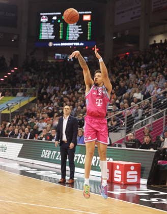 Alijah Comithier Telekom Baskets Bonn vs Rasta Vechta 21 Speiltag Saison 2025 26